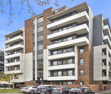 Contemporary Inner-South Lifestyle with Space, Style & Convenience - Photo 5