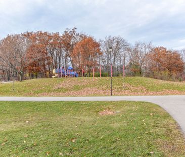 For Lease - 3162 Folkway Drive Unit# Upper Level, Mississauga, Ontario - Photo 5