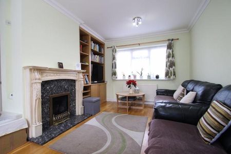 3 bedroom terraced house to rent - Photo 4