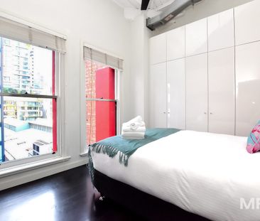 A unique fully furnished New York style loft apartment - Photo 6