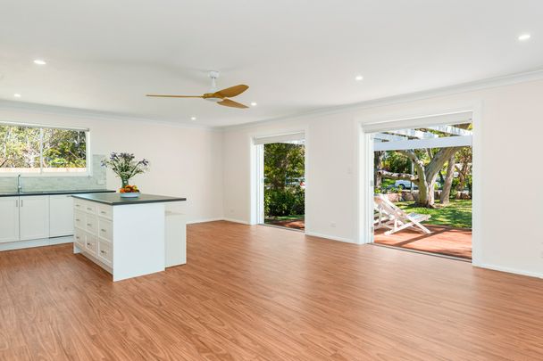 Renovated 3 bedroom home - Photo 1