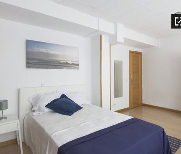 madrid, Community of Madrid 28028 - Photo 4