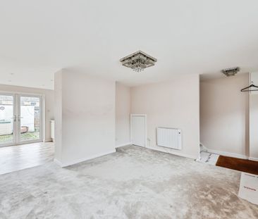 Manor Crescent, Faringdon, Stanford In The Vale - Photo 2