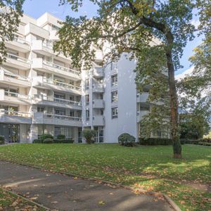 Location Appartement 4 pièces 86m² ANNECY 74000 - Photo 2
