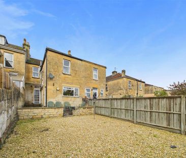 6 bedroom terraced house to rent - Photo 2