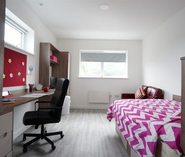 A3, 1 College Road - Photo 2