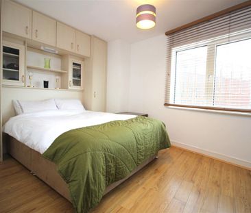 2 bedroom Apartment to rent in City Gate, Newcastle Upon Tyne - Photo 4