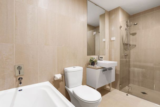 Spectacular Apartment Aligned With Ocean Views! - Photo 1
