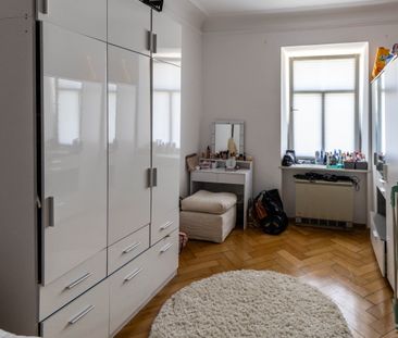Charmante Altbauwohnung am Park, nahe Harras - Foto 1