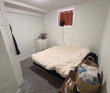 REDWOOD APARTMENTS - 17 - Photo 3