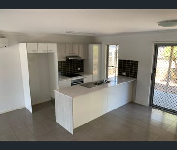 54/40 Old Logan Road, Gailes, Qld 4300 - Photo 2