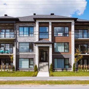 Appartement 4 1/2 rez-de-chaussée lumineux - Photo 2