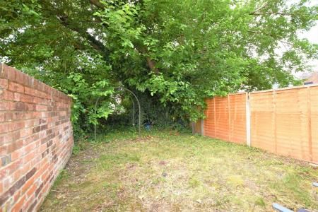 York Road, Wincheap, CT1 - Photo 2