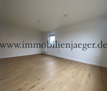 Hochhaus Ecklage im 7.OG - Neu modernisierte Studiowohnung mit Balk... - Photo 1