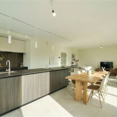 Appartement te huur - Photo 1