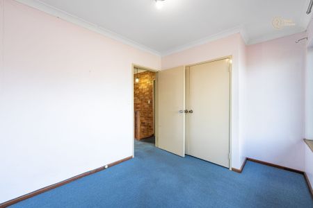 South Perth - Photo 2