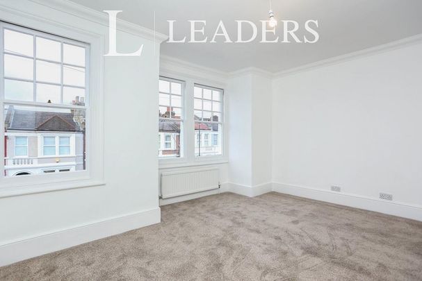 4 bedroom terraced house to rent - Photo 1