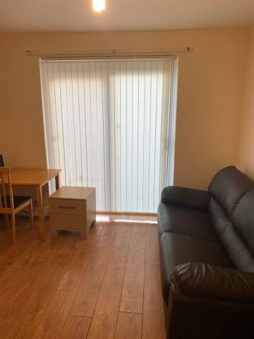 4 Bed Semi-Detached House, Mornington Crescent, M14 - Photo 2