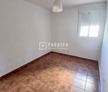 Piso en alquiler en Calle de Cebreros, Lucero, Latina, Madrid - Photo 2