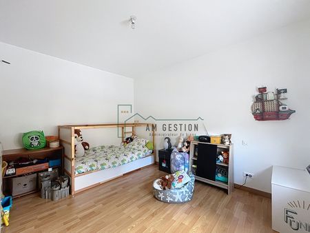 Location Maison 4 pièces 101m² - Photo 4