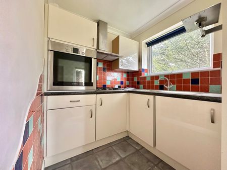 1 bedroom apartment to rent - Photo 2