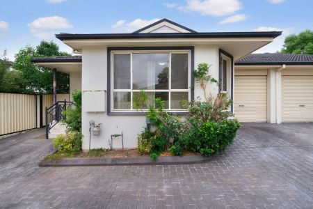 1/24a Stepleton Street, Wentworthville. - Photo 2