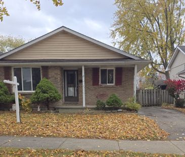 For Lease - 29 Renny Crescent Unit# Upper, London South, Ontario - Photo 4