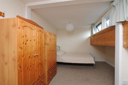 3 bedroom house share to rent - Photo 3