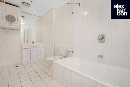 Level 3, Unit 305/668 Bourke Street, - Photo 4