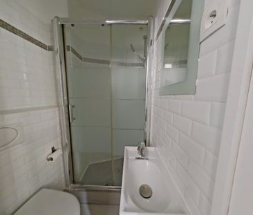 Location Appartement 1 pièce Meublé 16m² LEVALLOIS PERRET 92300 - Photo 5