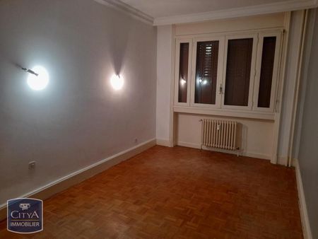 Location Appartement 4 pièces 92m² ST ETIENNE 42100 - Photo 4
