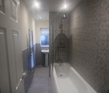 2 bedroom cottage to rent - Photo 2