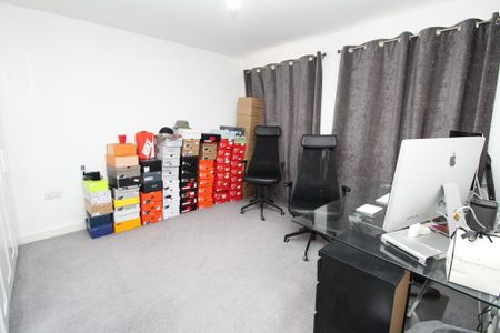 3 bedroom terraced house to rent - Photo 5