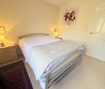 2 bedroom flat to rent - Photo 6