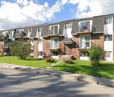 306-1 - 306 Boulevard De La Cité-des-Jeunes, Hull - Photo 1