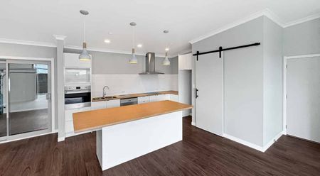 DANNEVIRKE- 3 BEDROOMS - Photo 2