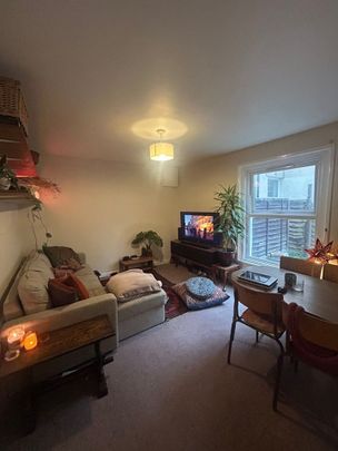 1 Bed Maisonette, Stackpool Road, BS3 - Photo 1