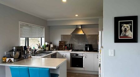 Orewa - 5 bedrooms - Photo 5