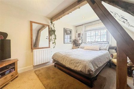 3 bedroom flat to rent - Photo 4