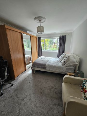 2 Bed Maisonette, St. Stephens Court, EN1 - Photo 2