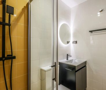 Room for rent in Valdemarín, Madrid - Photo 4