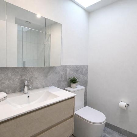 Modern 2 bedroom home in Mangere Bridge! - Photo 3