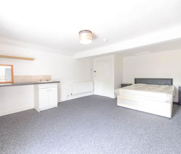 1 bedroom property to rent - Photo 6