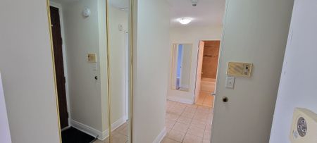 For Lease - 2000 Jasmine Crescent Unit# 1214, Beacon Hill North - South and Area, Ontario - Photo 5
