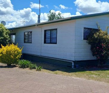 Genuine Long Term Rental - Marvelous Richmond Heights Location - Photo 4