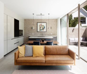 3 Bed Detached House, Morris Gardens, SW18 - Photo 6