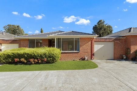 2/665-667 Waverley Road, Glen Waverley - Photo 3
