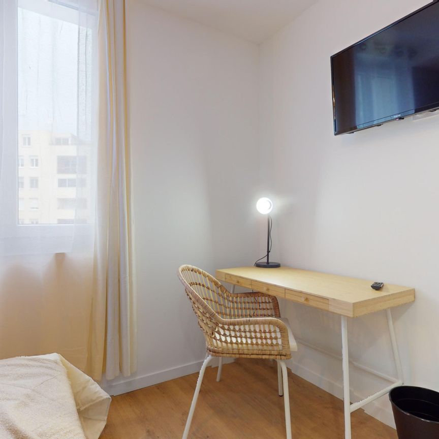 VIABERT Colocation 4 chambres à Villeurbanne - Photo 1