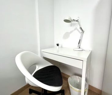 Calle León, Getafe, Community of Madrid 28903 - Photo 1