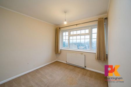 3 bedroom semi-detached house to rent - Photo 3